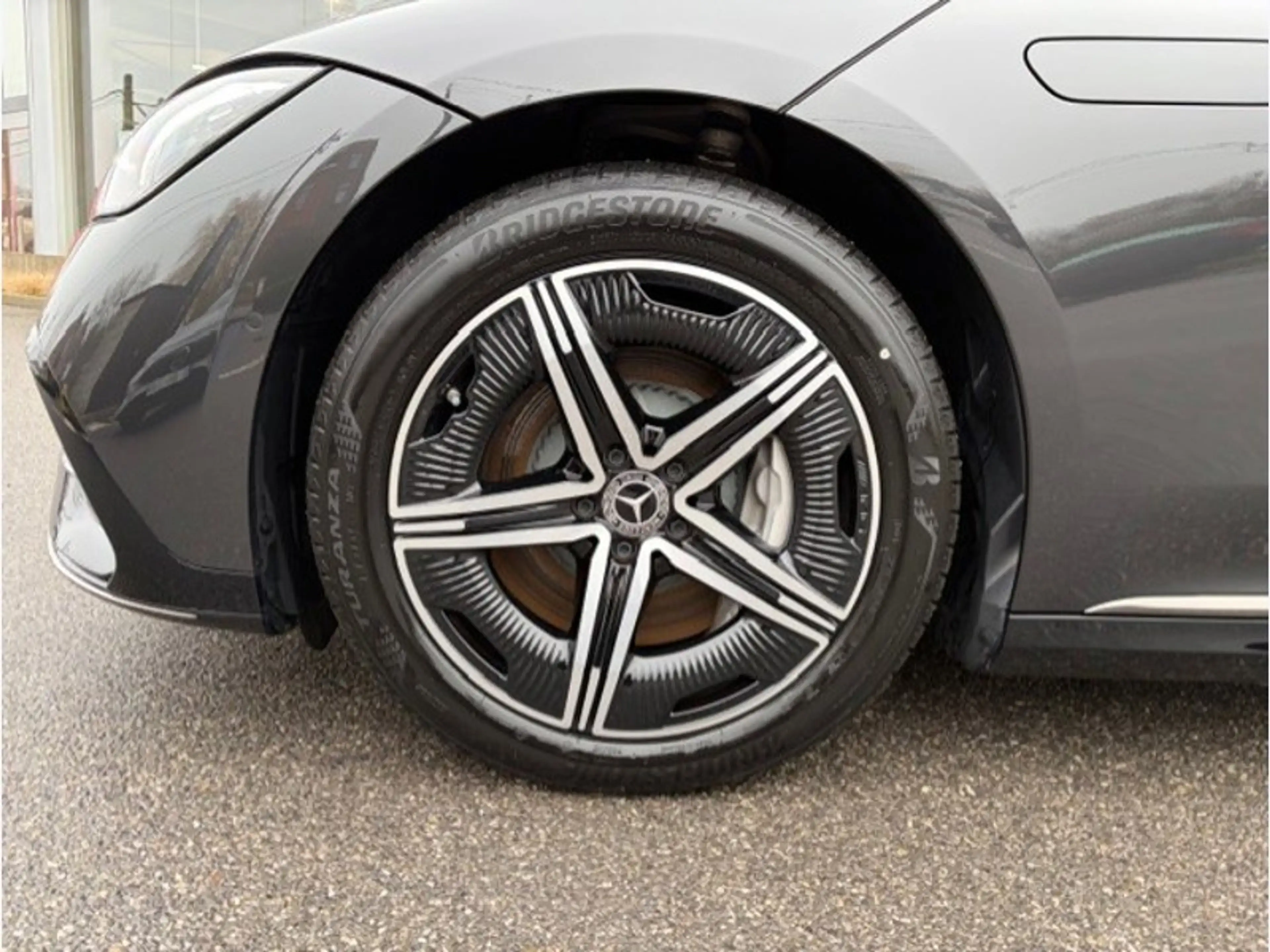 Mercedes-Benz EQE 300 Berline AMG Pack Night — photo 6