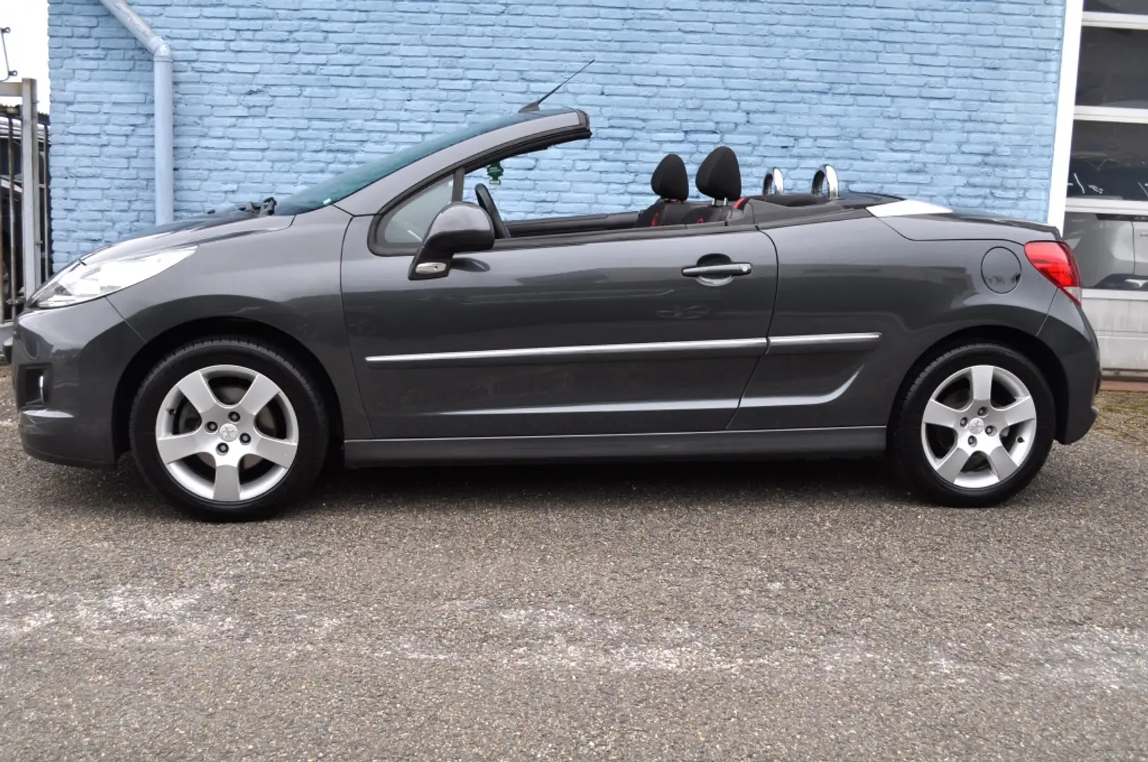 Peugeot 207 CC 1.6 VTi Griffe A/c Lmv Pdc Grigio - 2