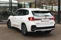 BMW iX1 eDrive20 M Sport / Sportstoelen / M Adaptief onder Blanc - thumbnail 2