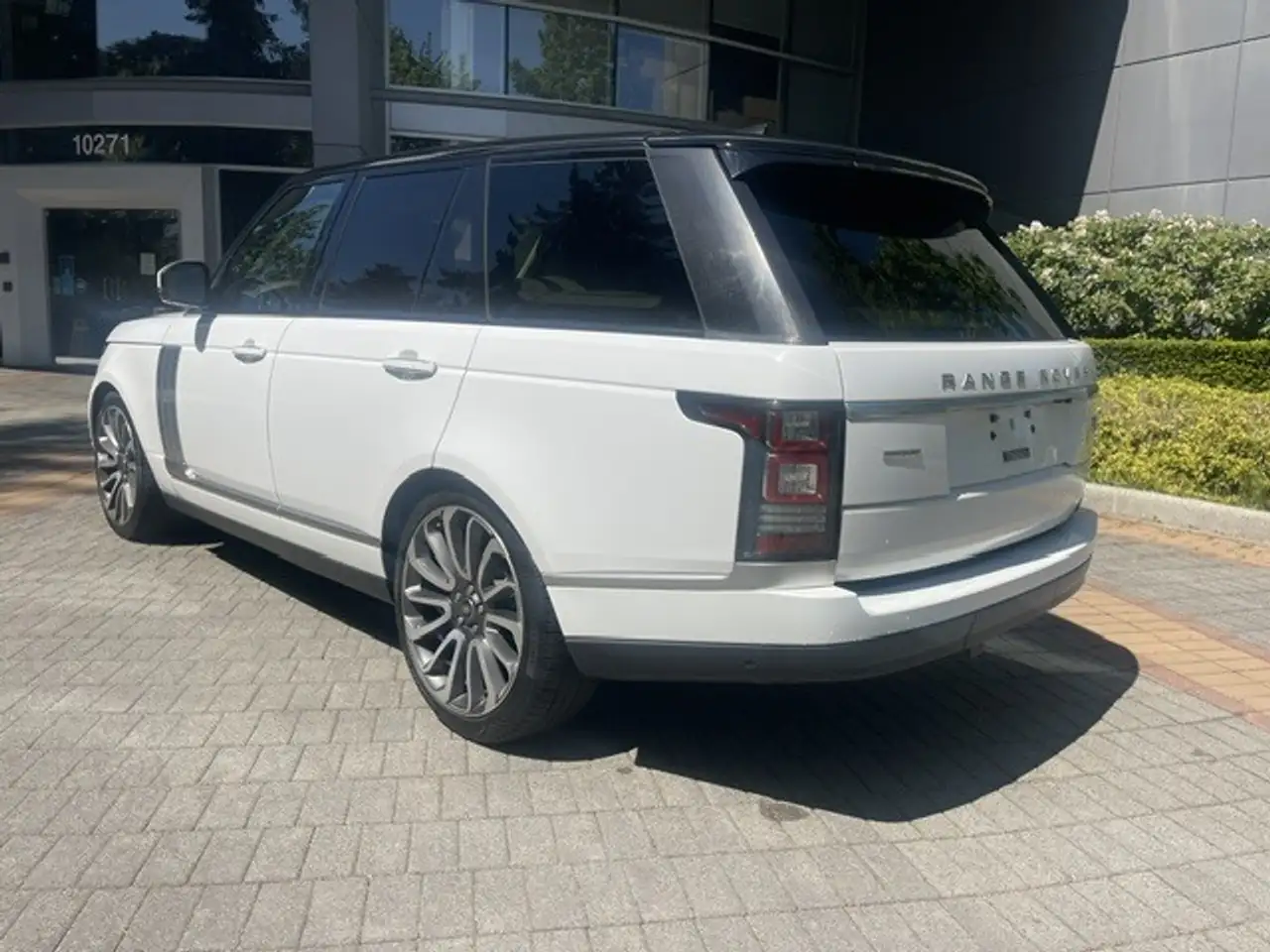 Land Rover Range Rover снимка Land Rover Range Rover