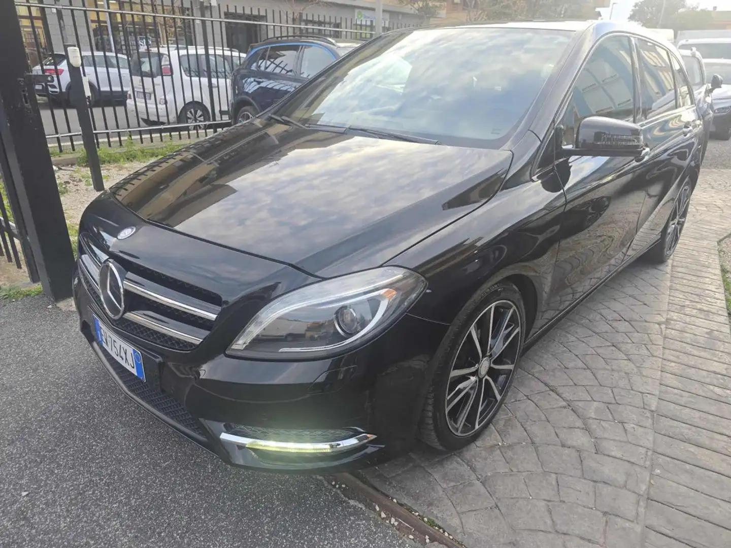 Mercedes-Benz B 180 CDI Premium Noir - 2