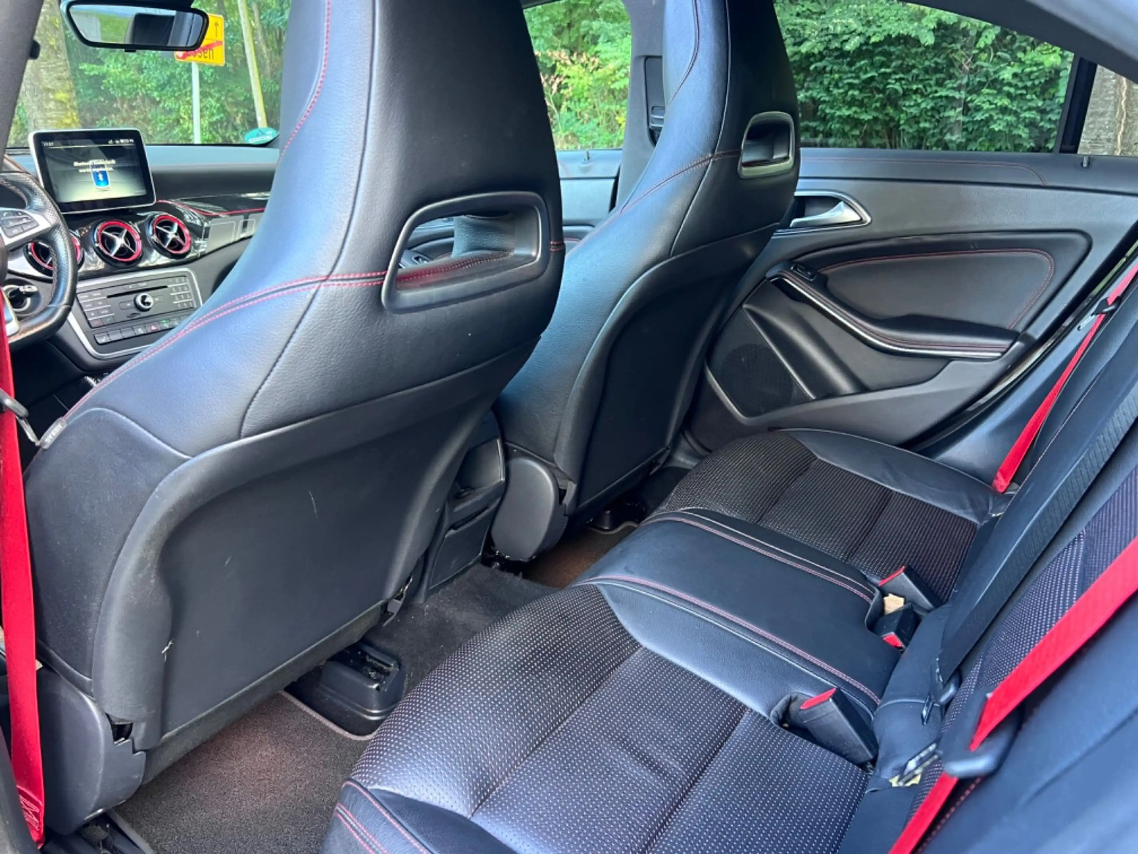 Mercedes-Benz CLA 45 AMG CLA -Klasse CLA 45 AMG 4Matic — photo 10