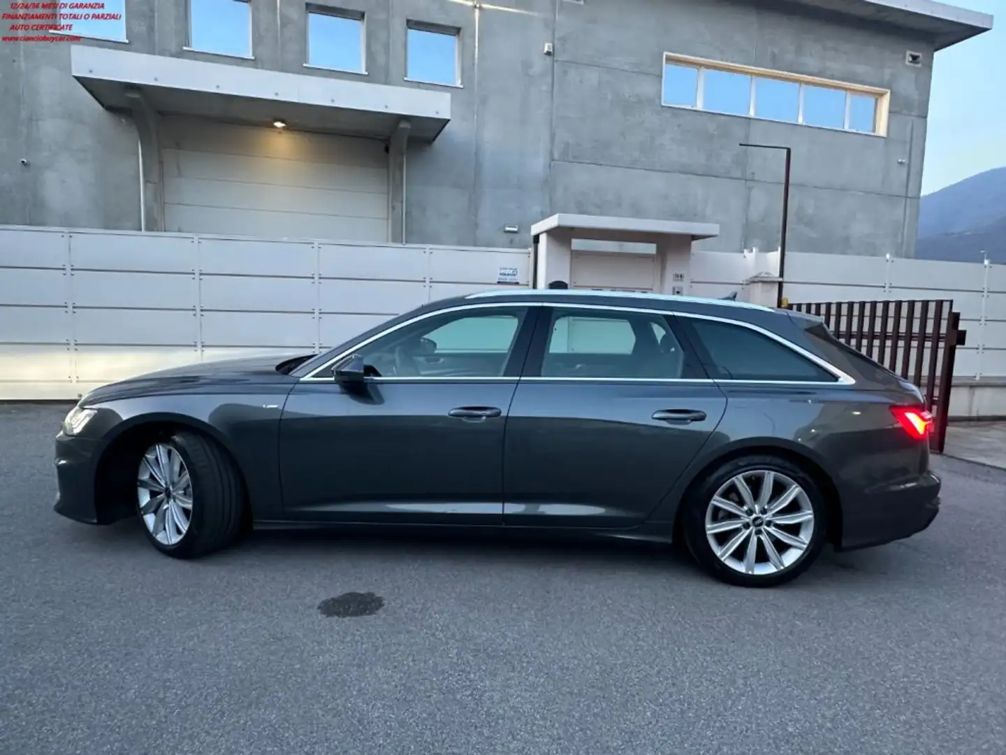 Audi A6 Avant 55 3.0 TFSI quattro ultra S tronic Business Gris - 2