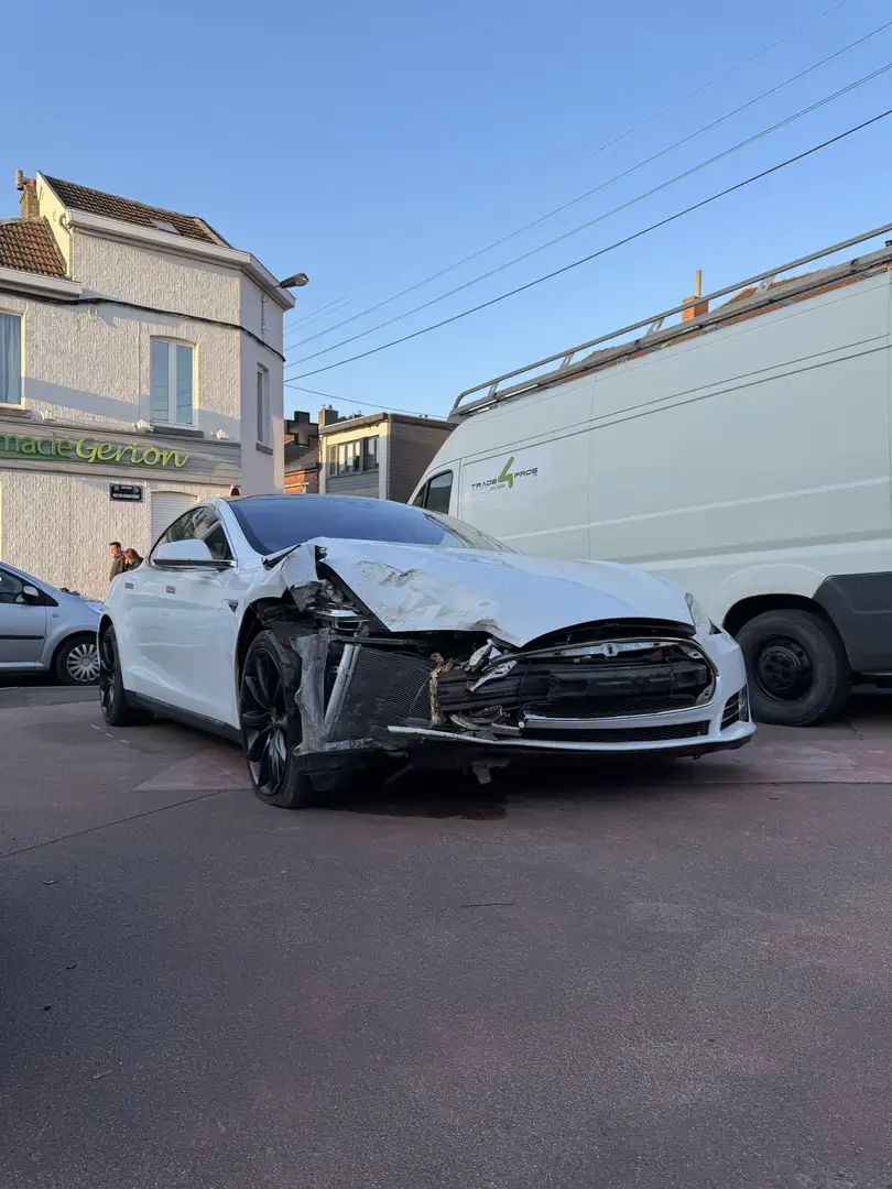 Tesla Model S 85 kWh - 2