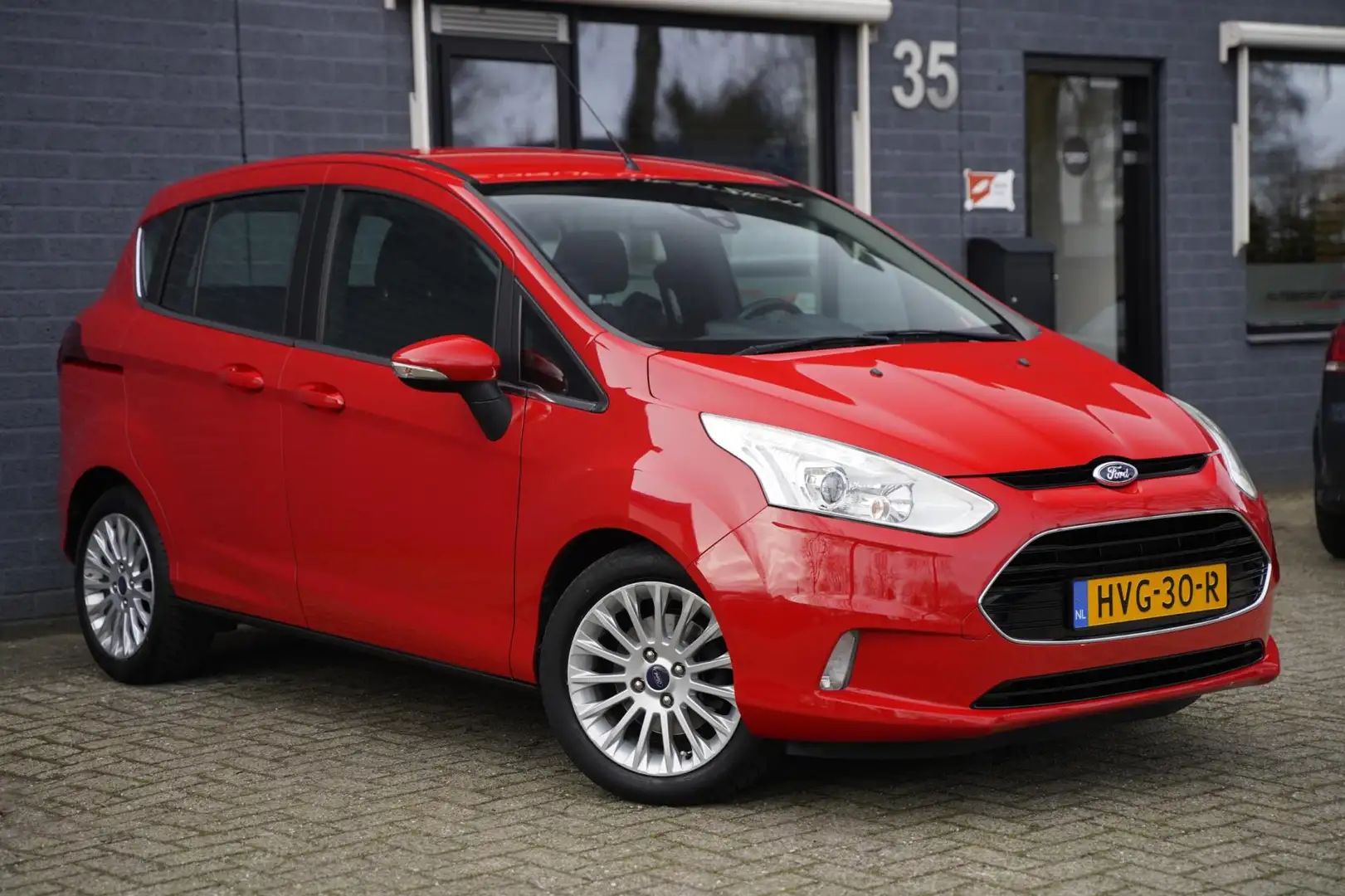 Ford B-Max 1.6 TI-VCT Titanium 105pk, Automaat, Camera, NAP Rood - 2