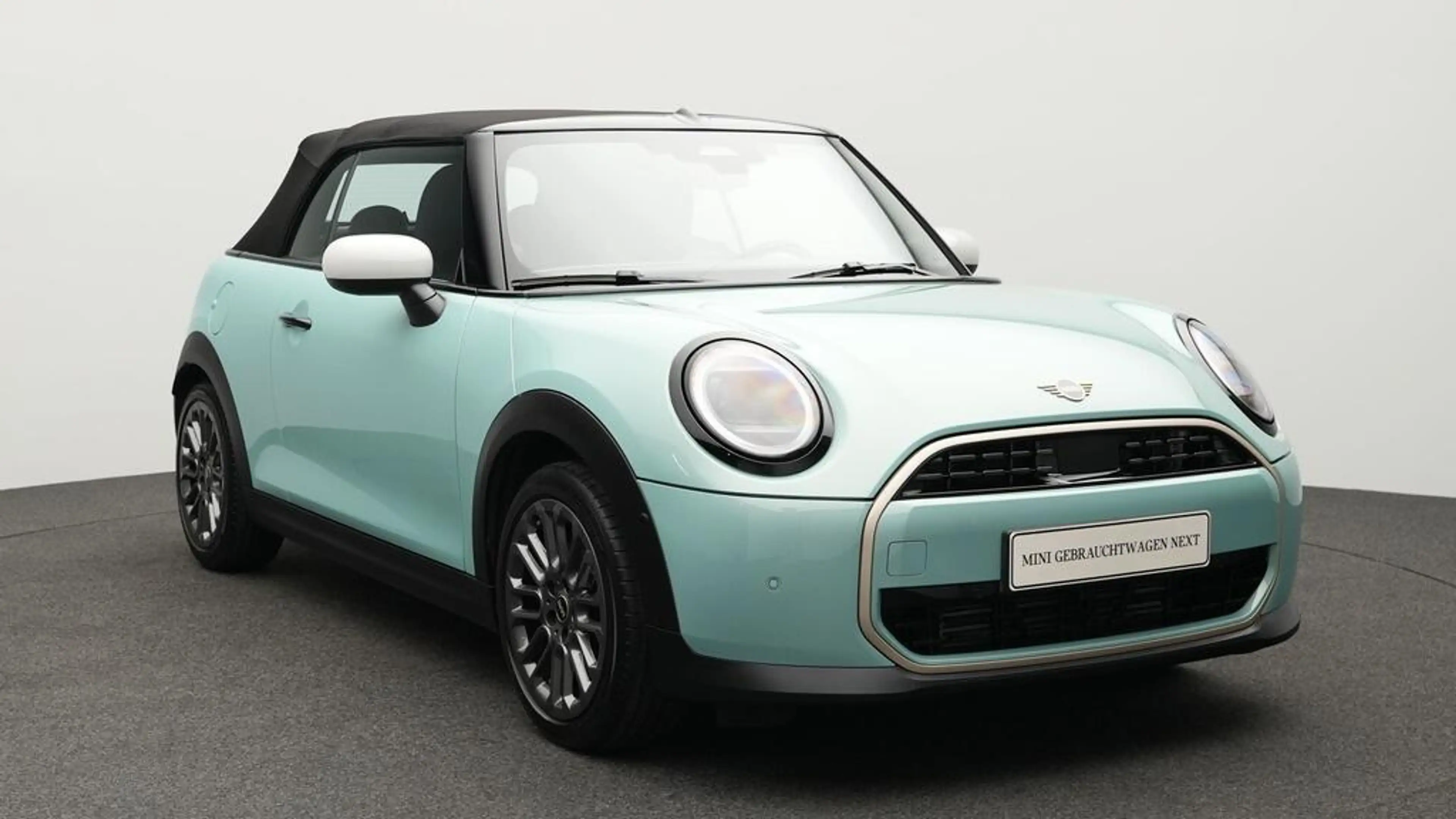 MINI Cooper C Cabrio Favoured Trim — photo 14