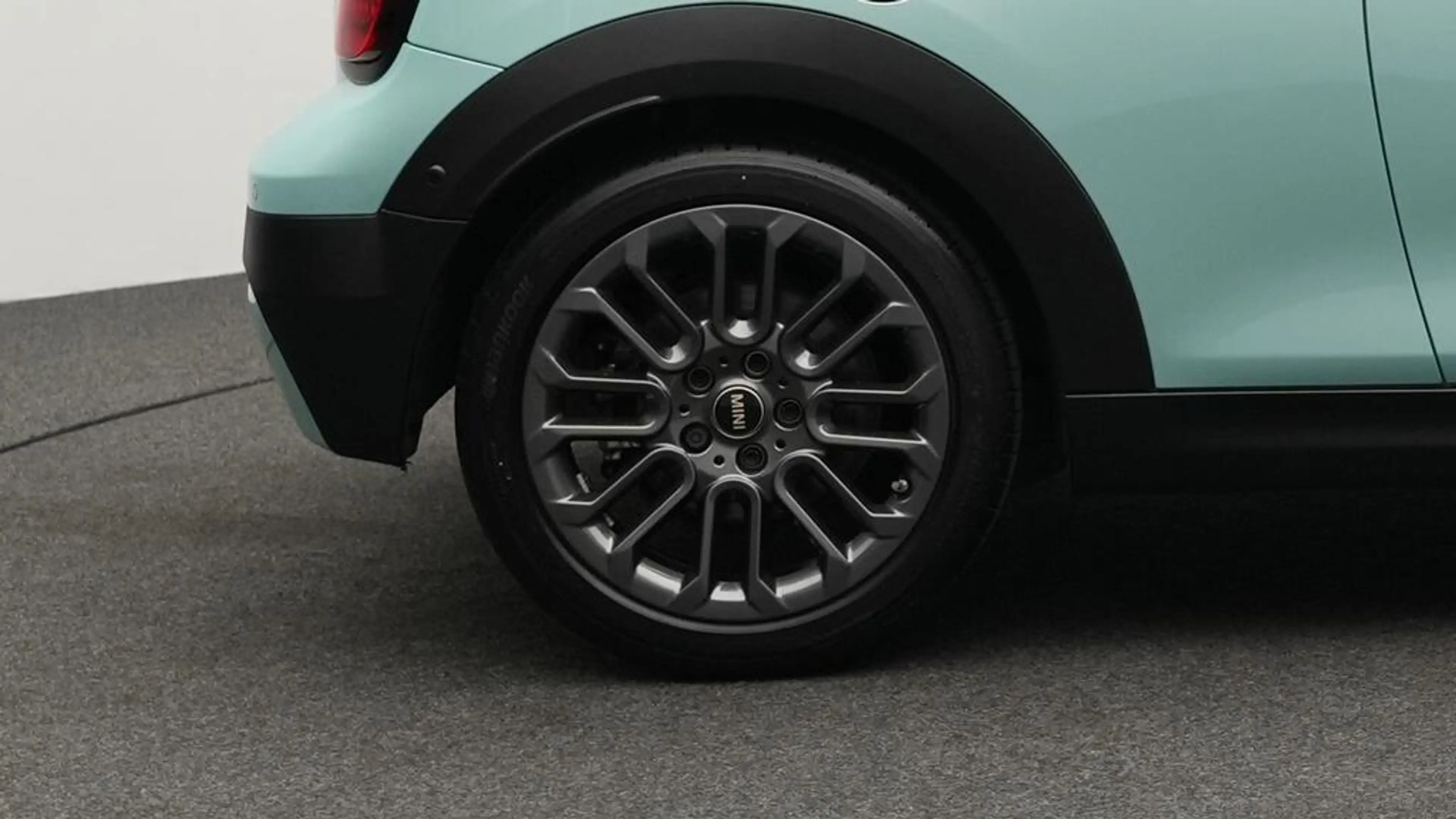 MINI Cooper C Cabrio Favoured Trim — photo 10