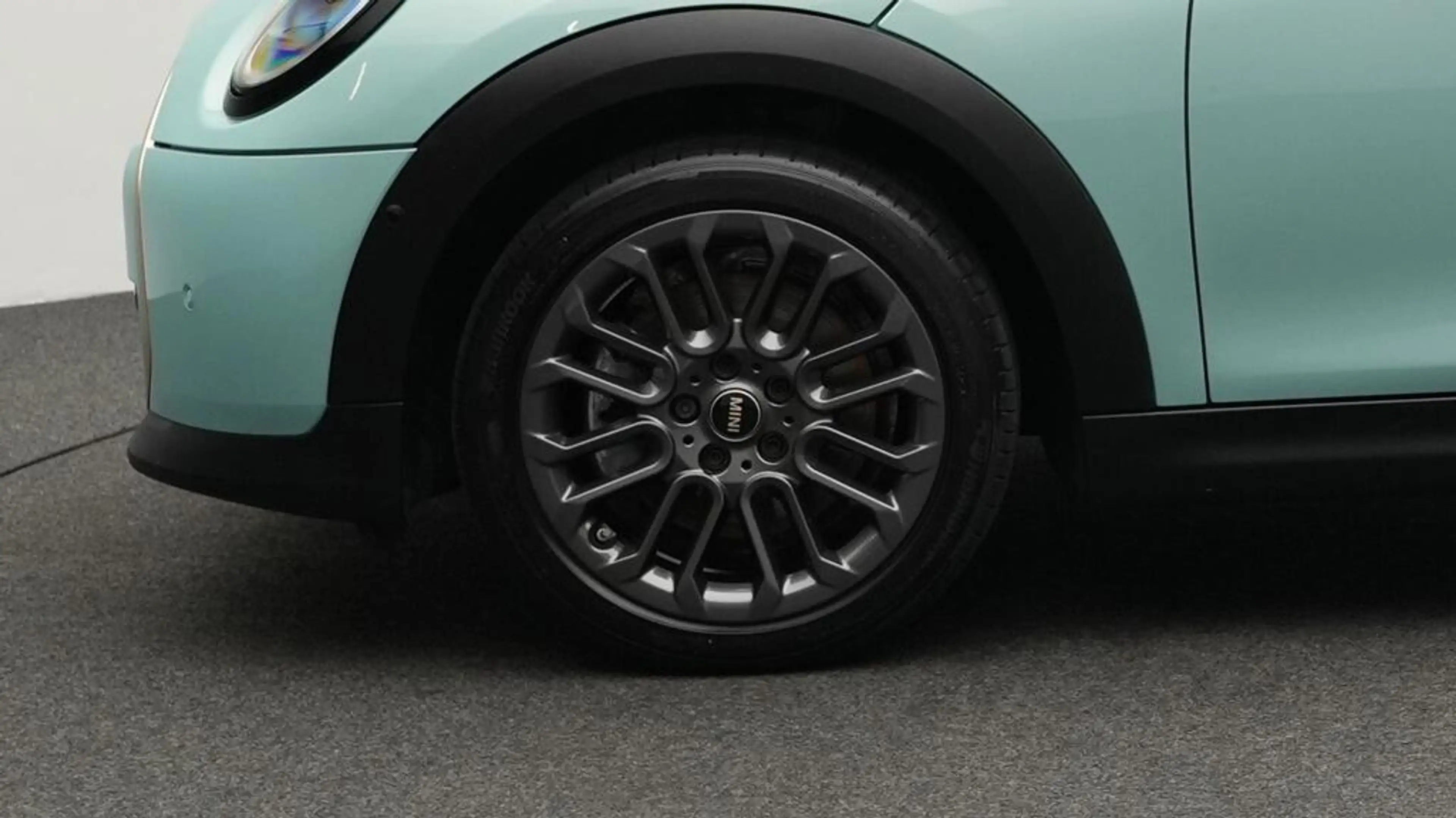 MINI Cooper C Cabrio Favoured Trim — photo 9