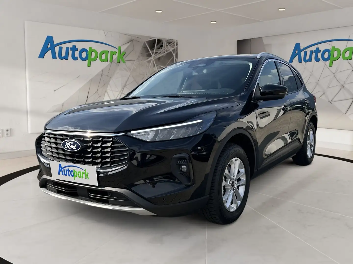 Ford Kuga Titanium FHEV Hybrid Schwarz - 1