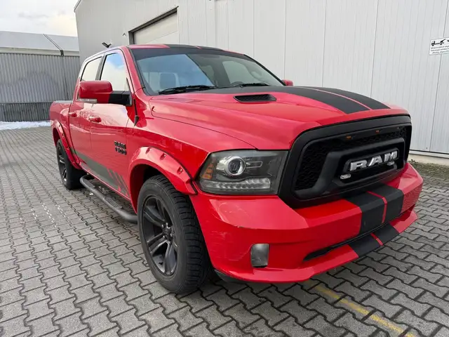 Dodge RAM 5,7 SPORT 8GANG CREWCAB Navi  4x4 EU GAS LPG