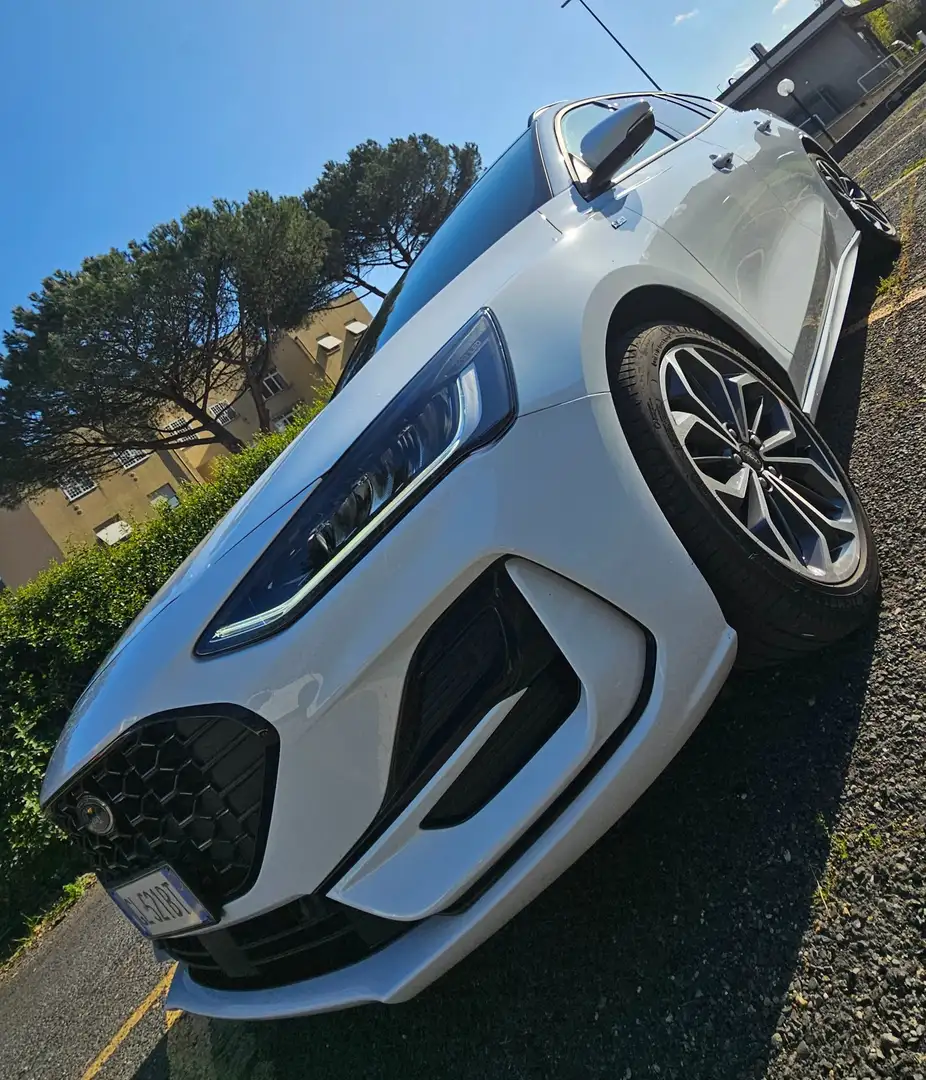 Ford Focus Focus+V+2022+SW+SW+1.0t+ecoboost+h+ST-Line+X+125cv Bianco - 2