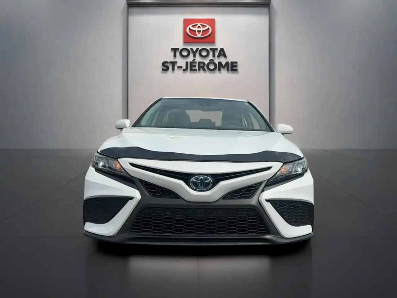 Toyota Camry снимка Toyota Camry