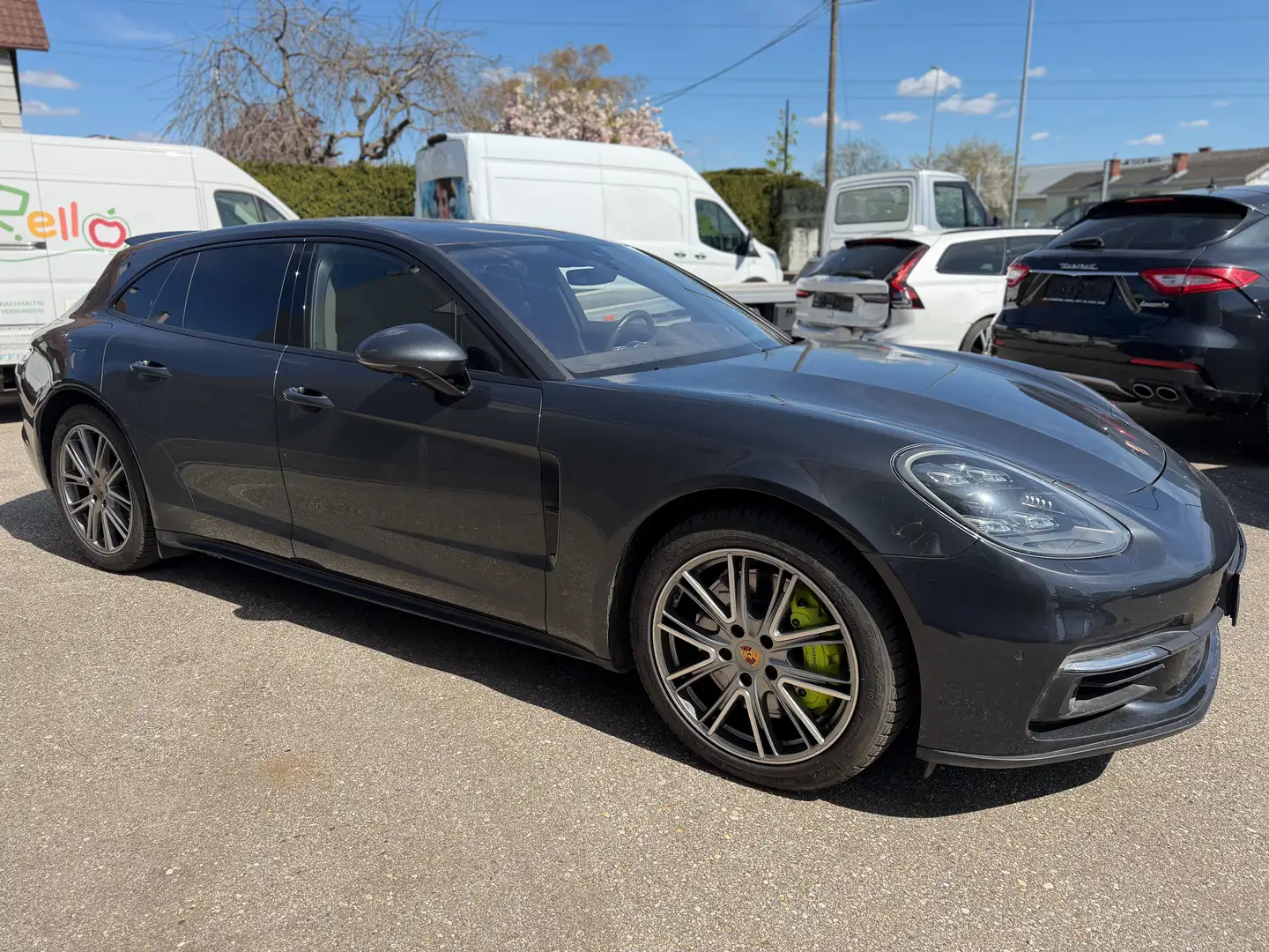 Porsche Panamera 4 E-Hybrid PHEV Sport Turismo Aut. Grau - 1