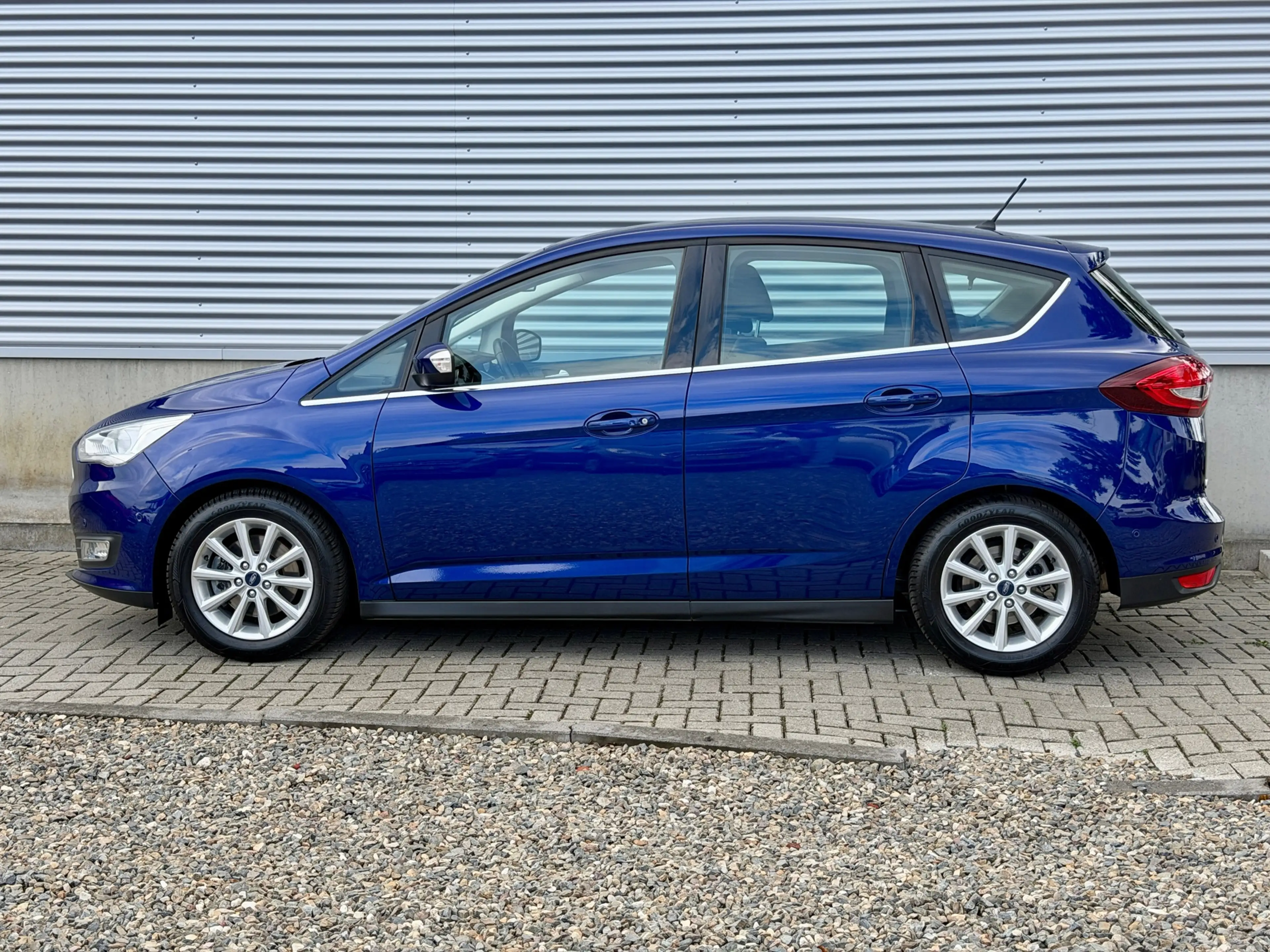 Ford C-Max 1.5 Titanium Automaat [ Navi,apple car,camera,lmv — photo 2
