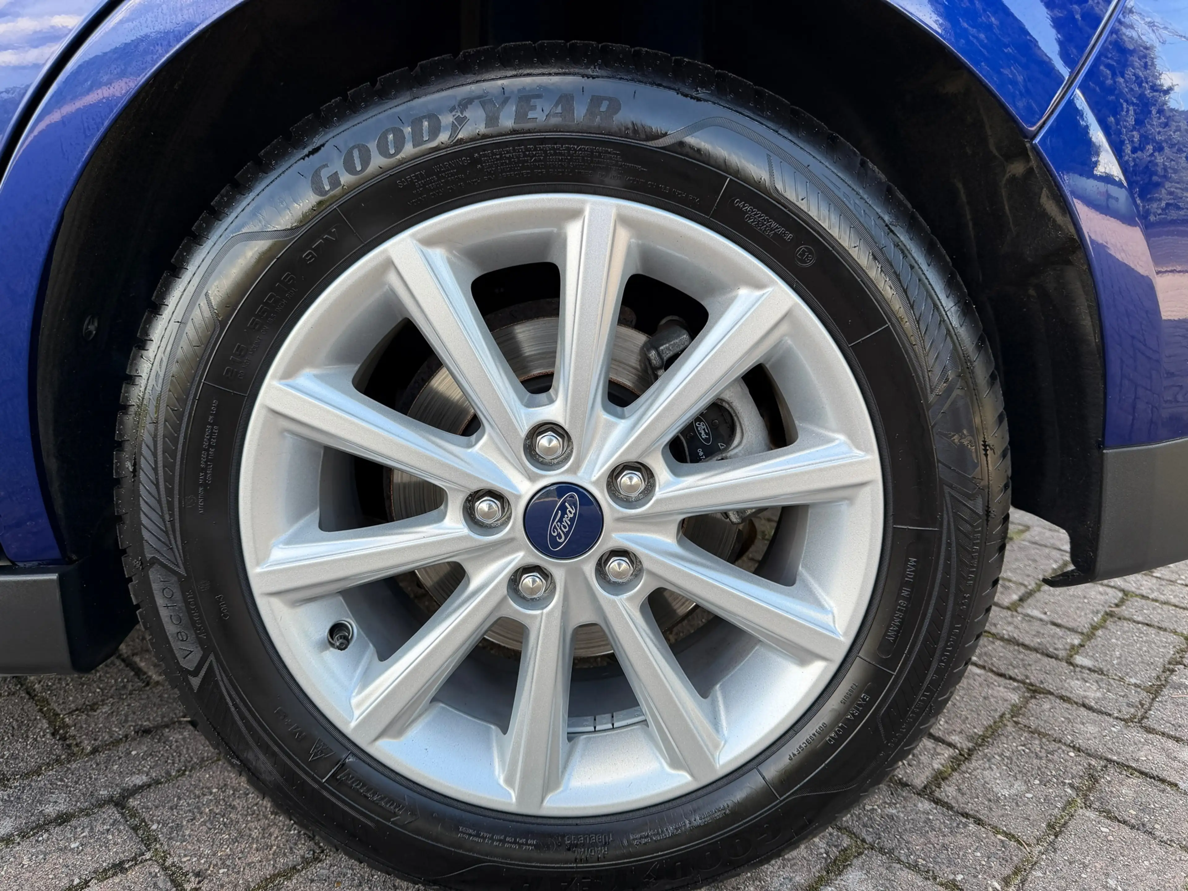 Ford C-Max 1.5 Titanium Automaat [ Navi,apple car,camera,lmv — photo 22