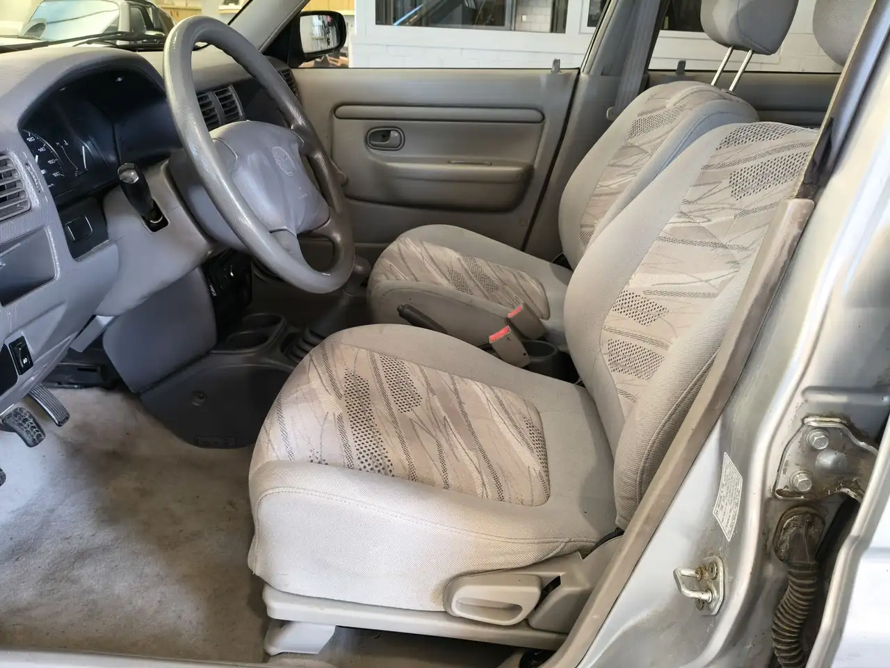 Mazda Demio 1.3i SI, foto 9