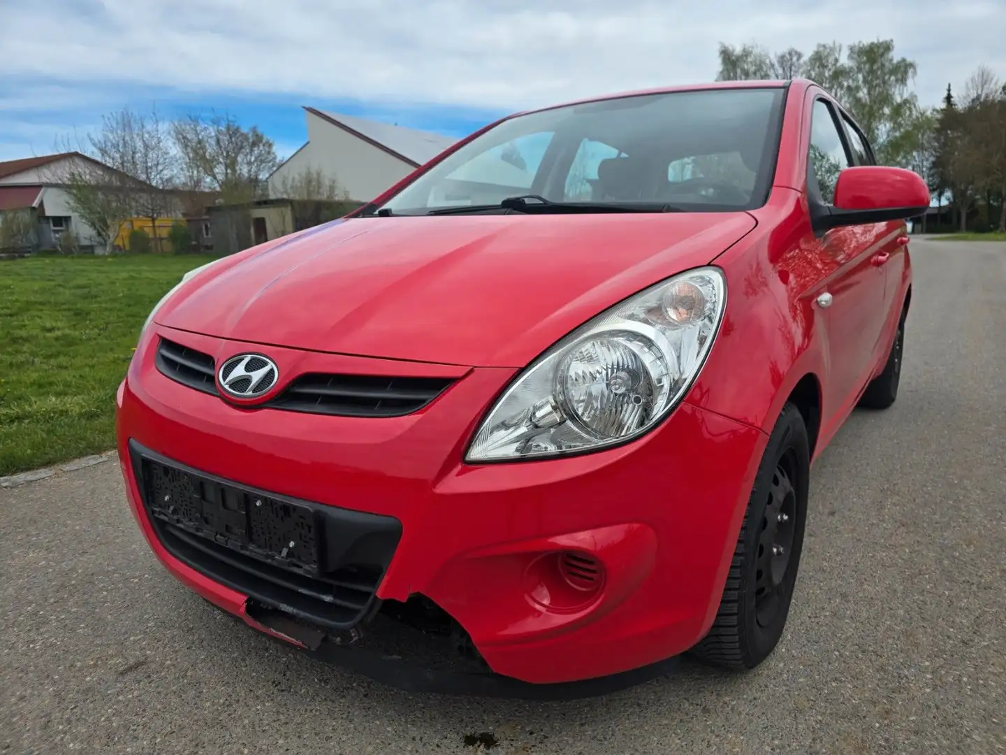 Hyundai i20 Classic Rot - 1