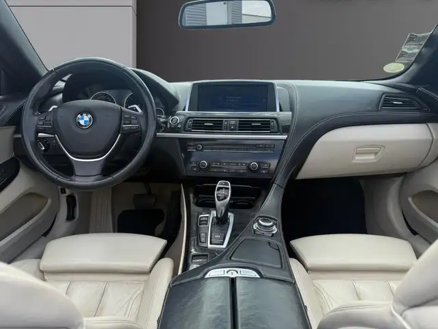 BMW 6 Series view 2