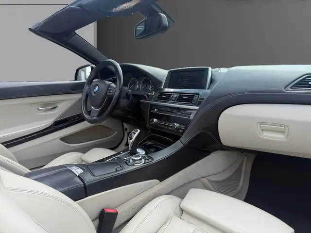 BMW 6 Series view 9