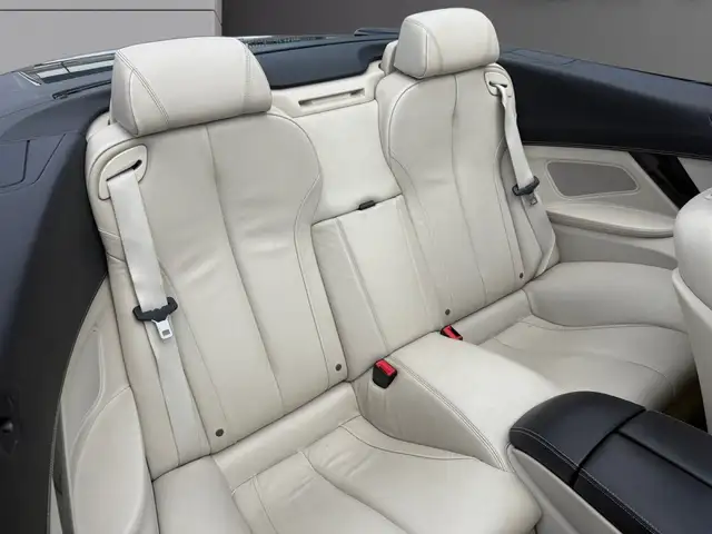 BMW 6 Series view 10