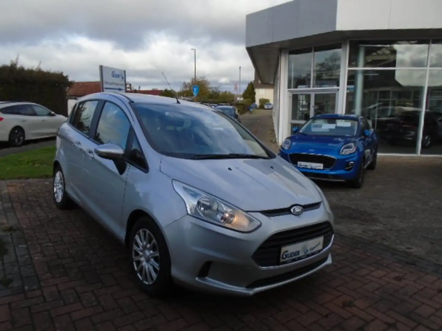 Ford B-Max Trend . Zahnriemen  NEU ! AHK ! Silber - 1