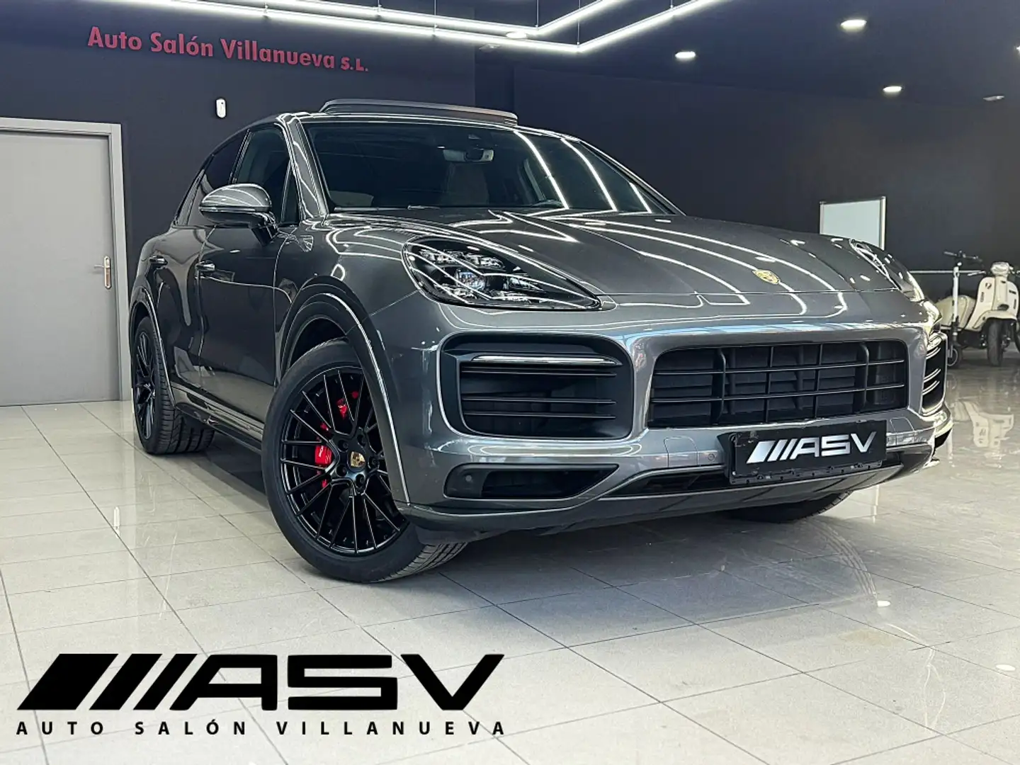 Porsche Cayenne GTS Gris - 1