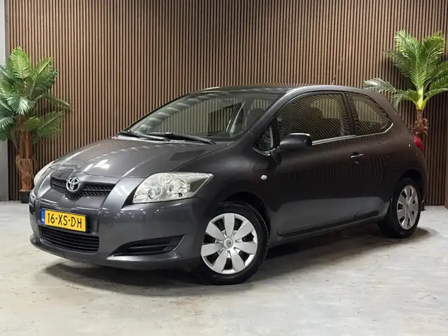 Toyota Auris 1.6-16V Terra