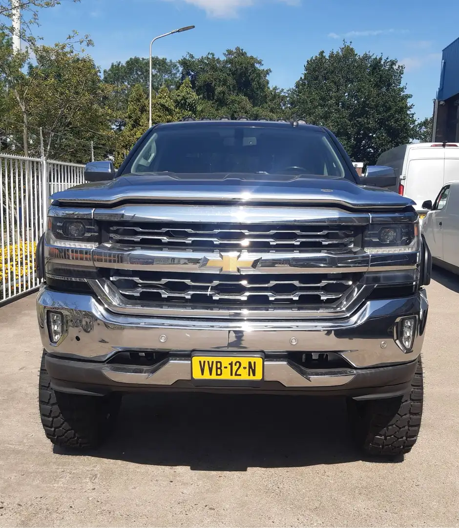 Chevrolet Silverado 4WD LTZ Crewcab High Mountain 3500Kg Trekhaak Zwart - 2
