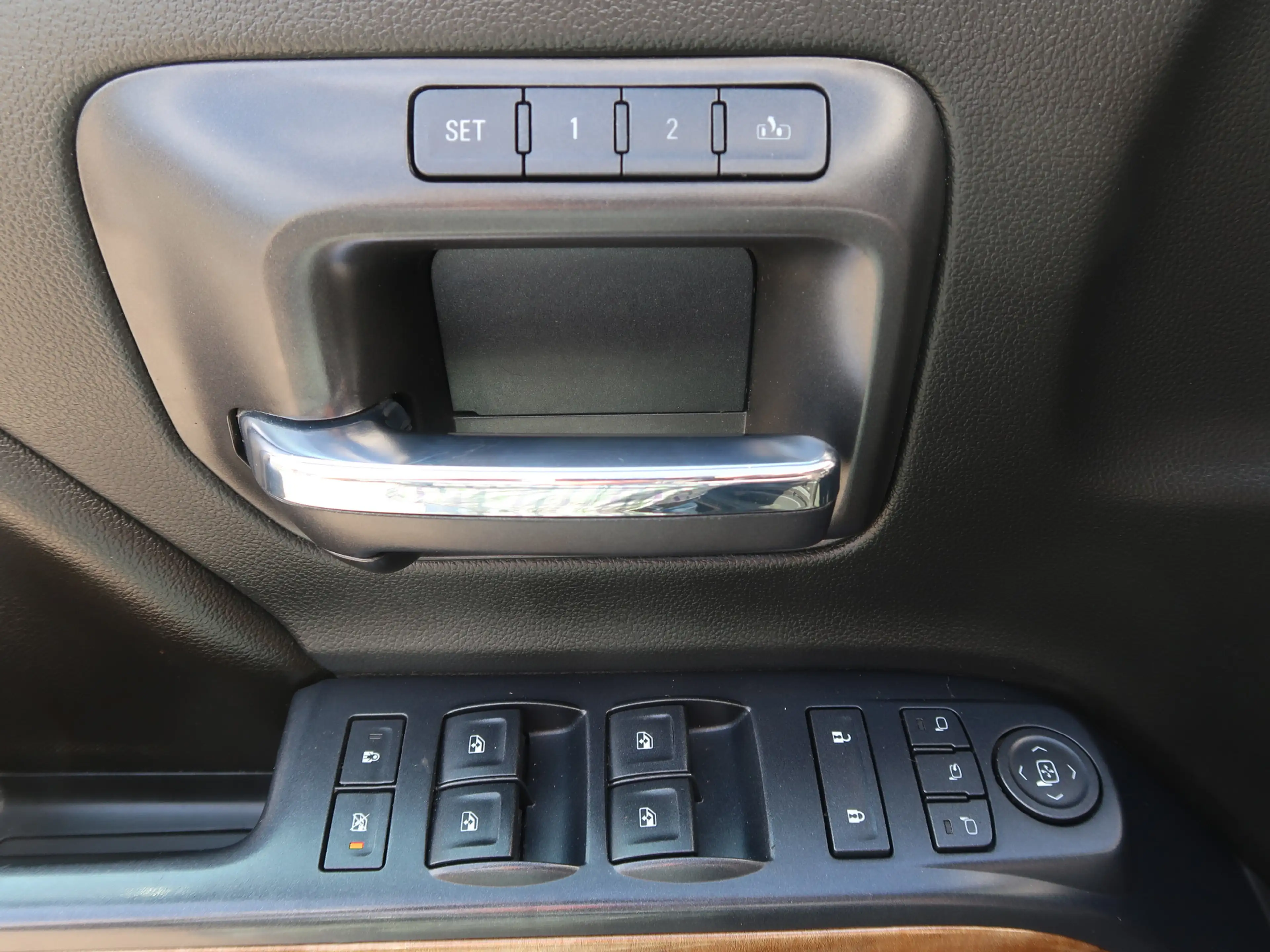 Chevrolet Silverado 4WD LTZ Crewcab High Mountain 3500Kg Trekhaak — photo 11