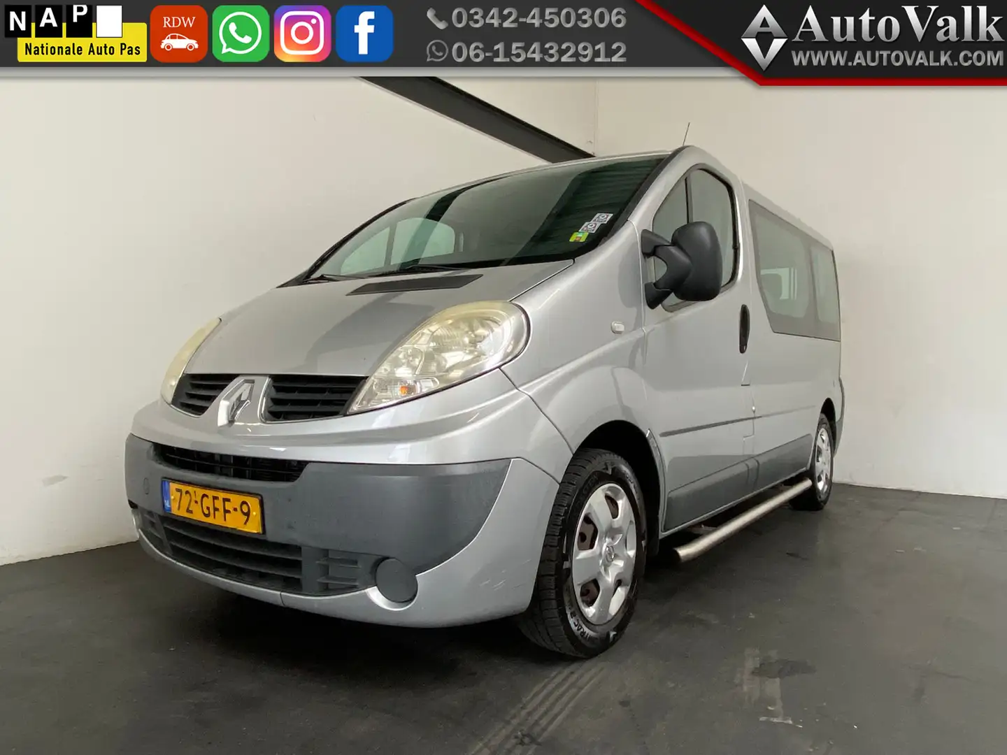 Renault Trafic Passenger 2.0 dCi T29 L1H1 Authentique 9P! Grijs - 1