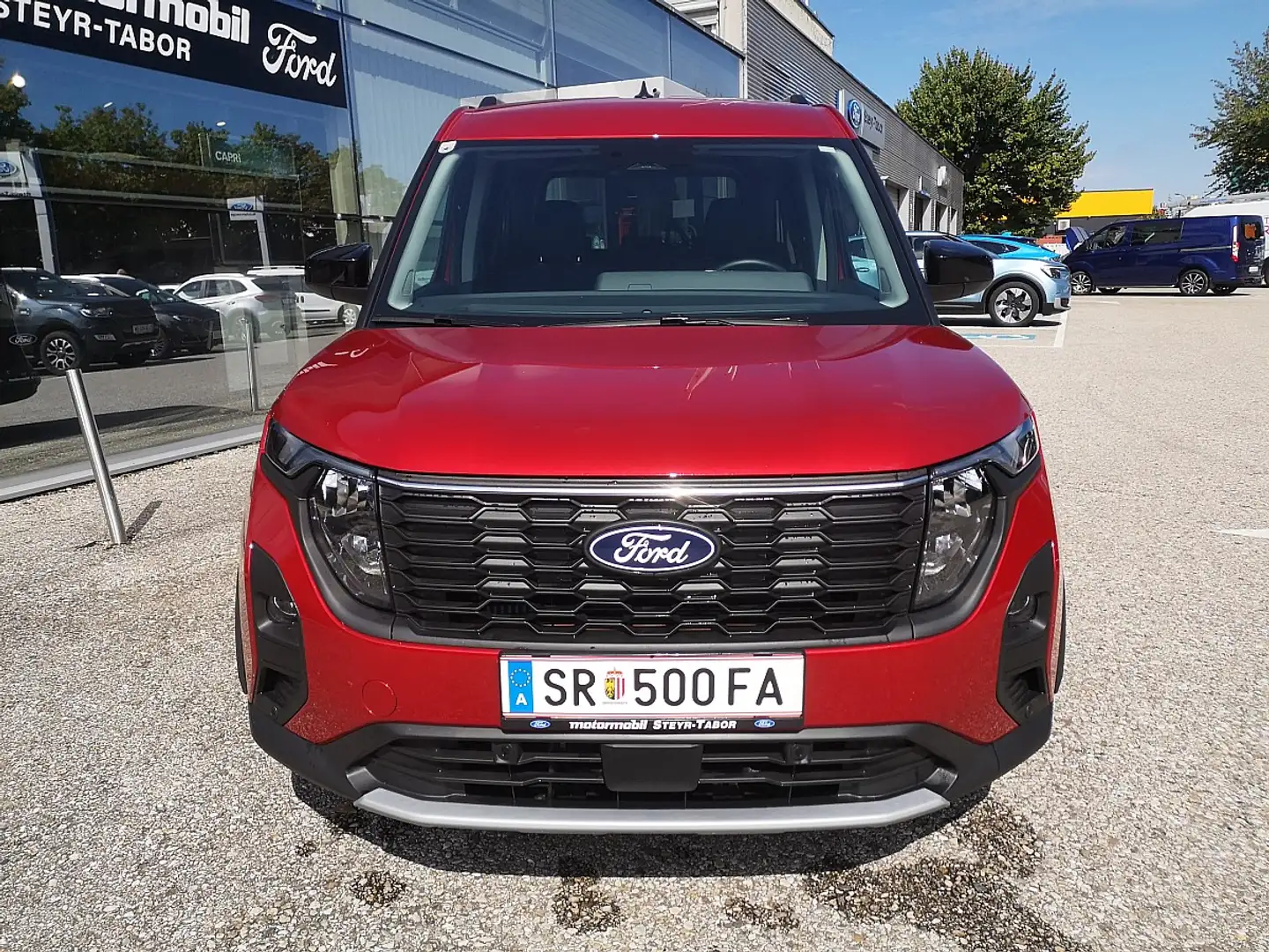 Ford Tourneo Courier 1,0 EcoBoost Active Aut. Rouge - 2