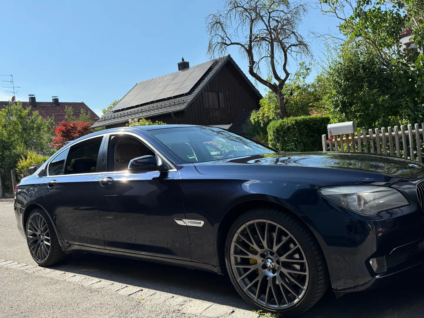 BMW 740 740d Lang LEDER NAVI 21 Zoll xenon uvm Bleu - 2