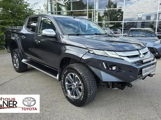 Mitsubishi L200 Top Doppelkabine 4WD