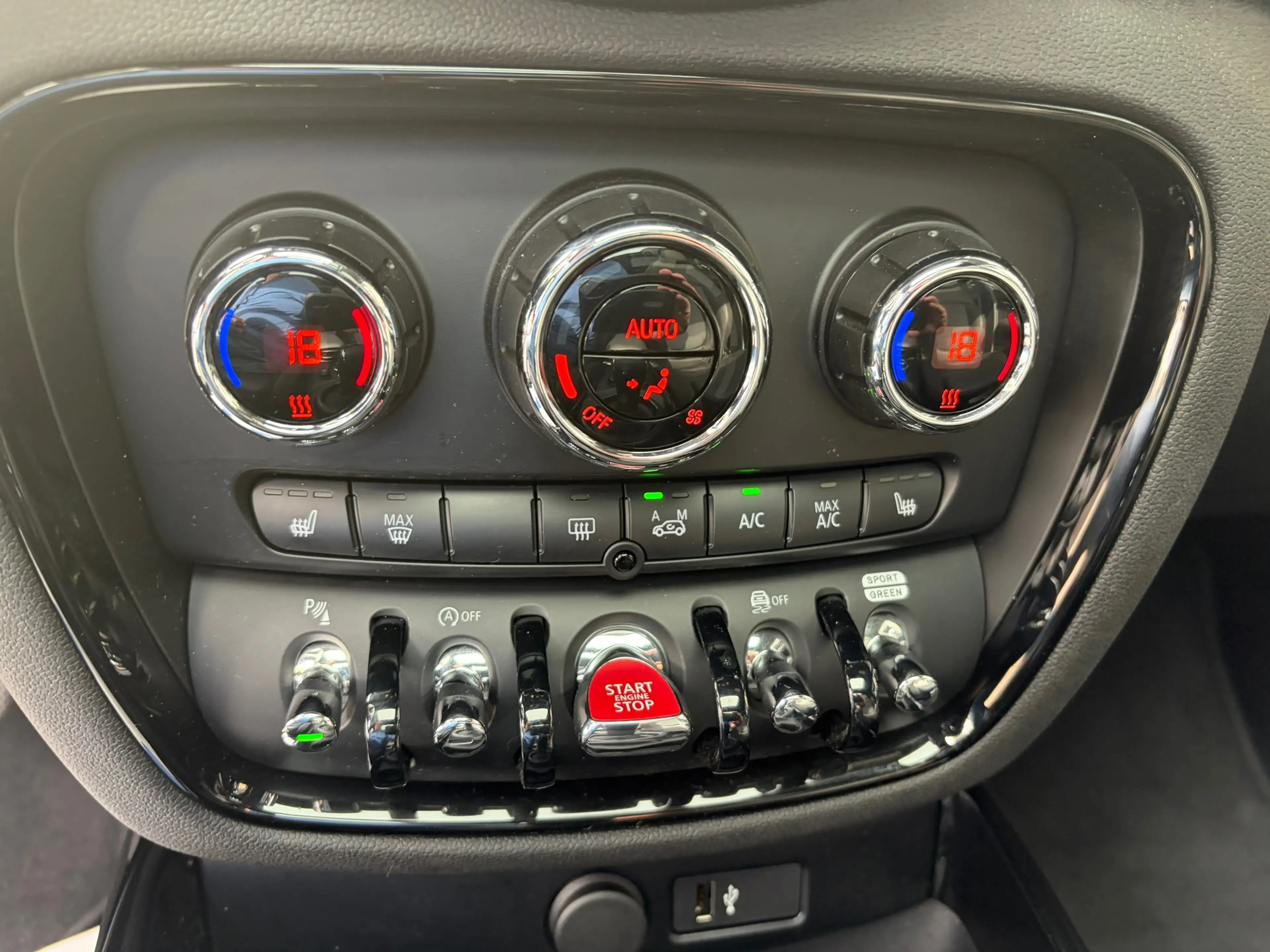 MINI Cooper Clubman 1.5 Business Edition H&K Pano Leder Stoelverwarmin — photo 18