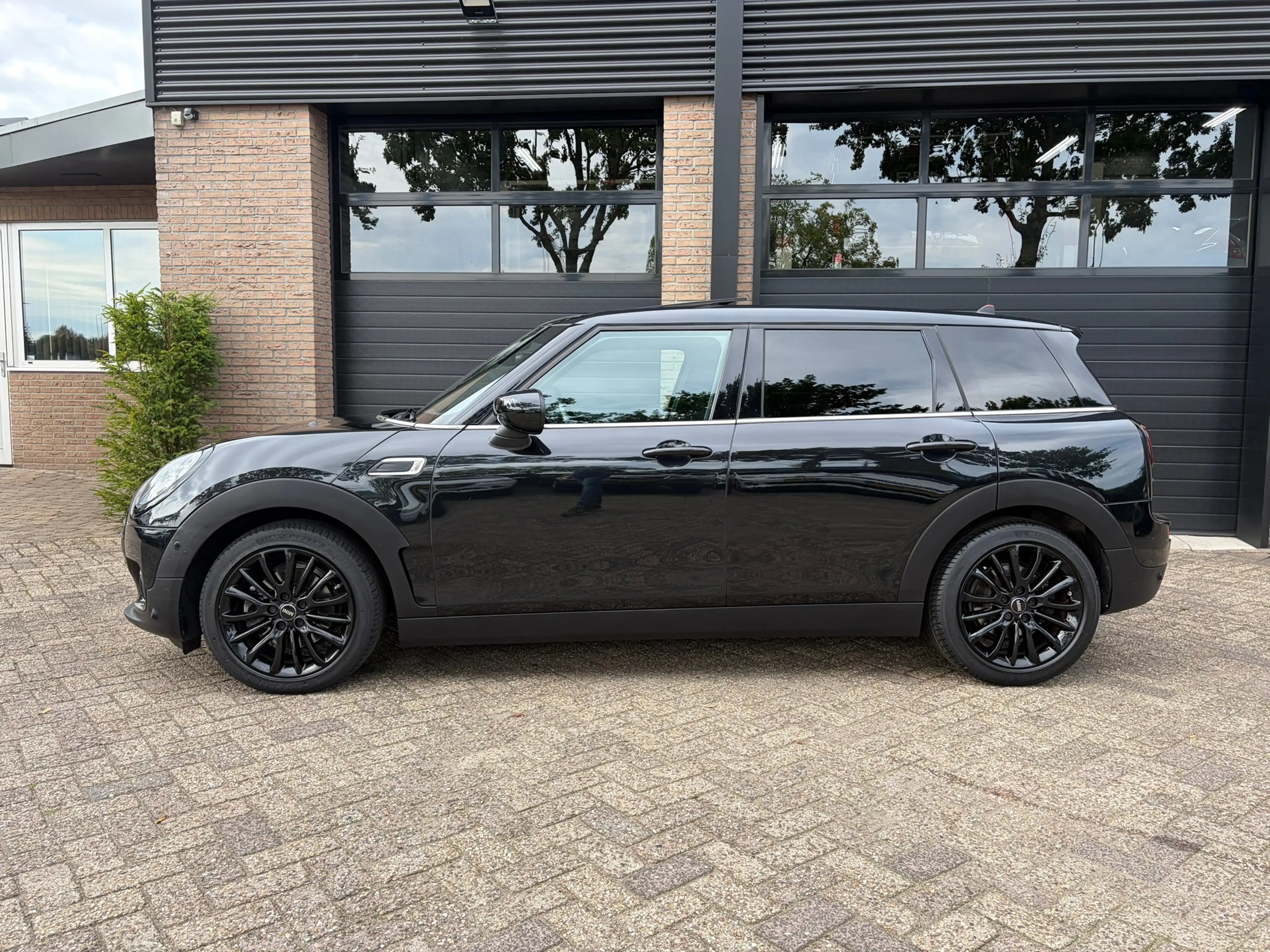 MINI Cooper Clubman 1.5 Business Edition H&K Pano Leder Stoelverwarmin — photo 2