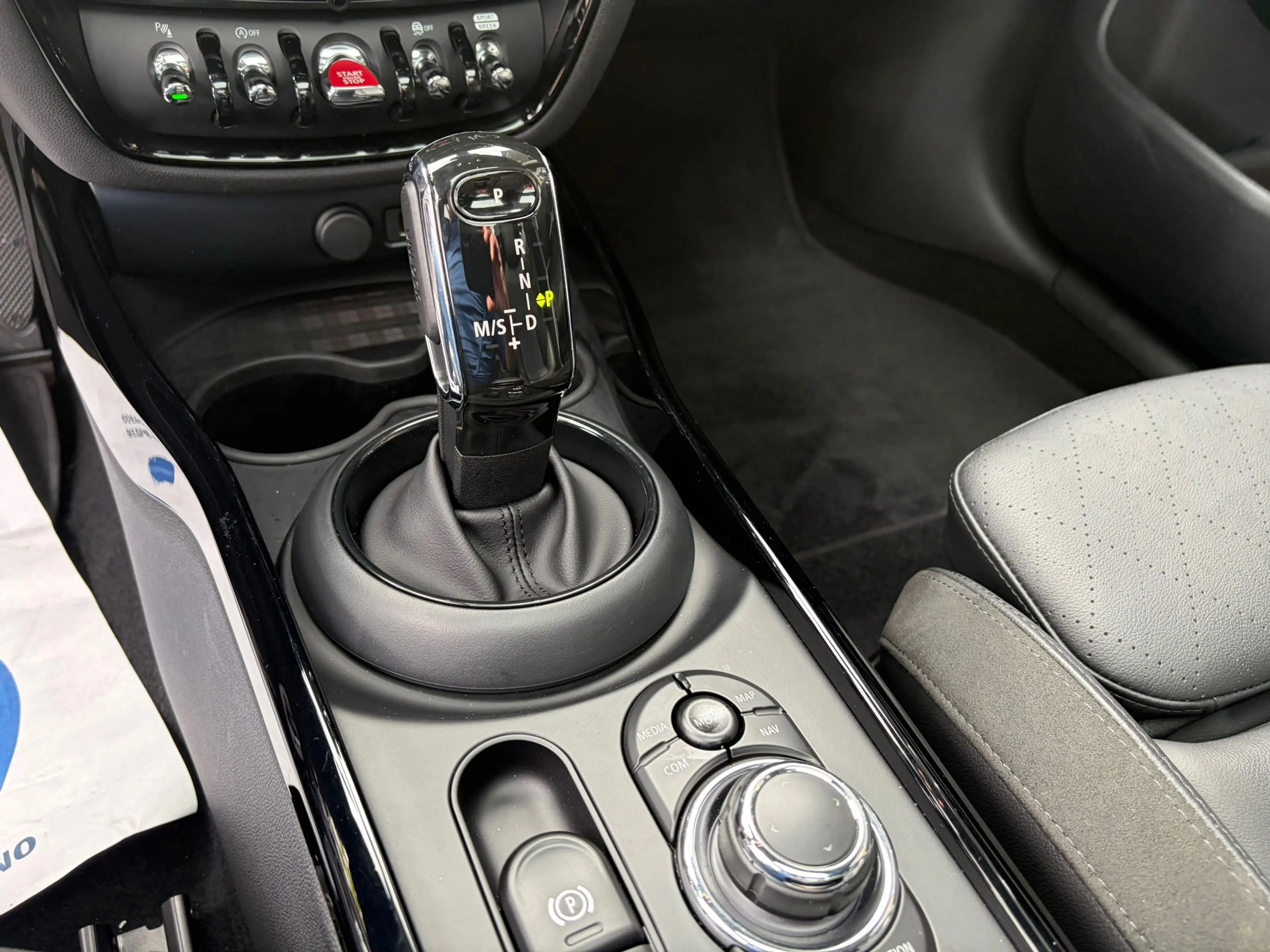 MINI Cooper Clubman 1.5 Business Edition H&K Pano Leder Stoelverwarmin — photo 13