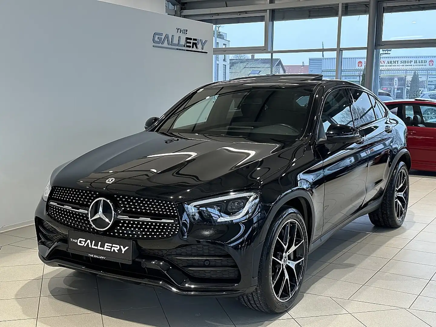 Mercedes-Benz GLC 300 d Coupé 4MATIC Aut.*AMG-Line*Schiebedach* Schwarz - 2