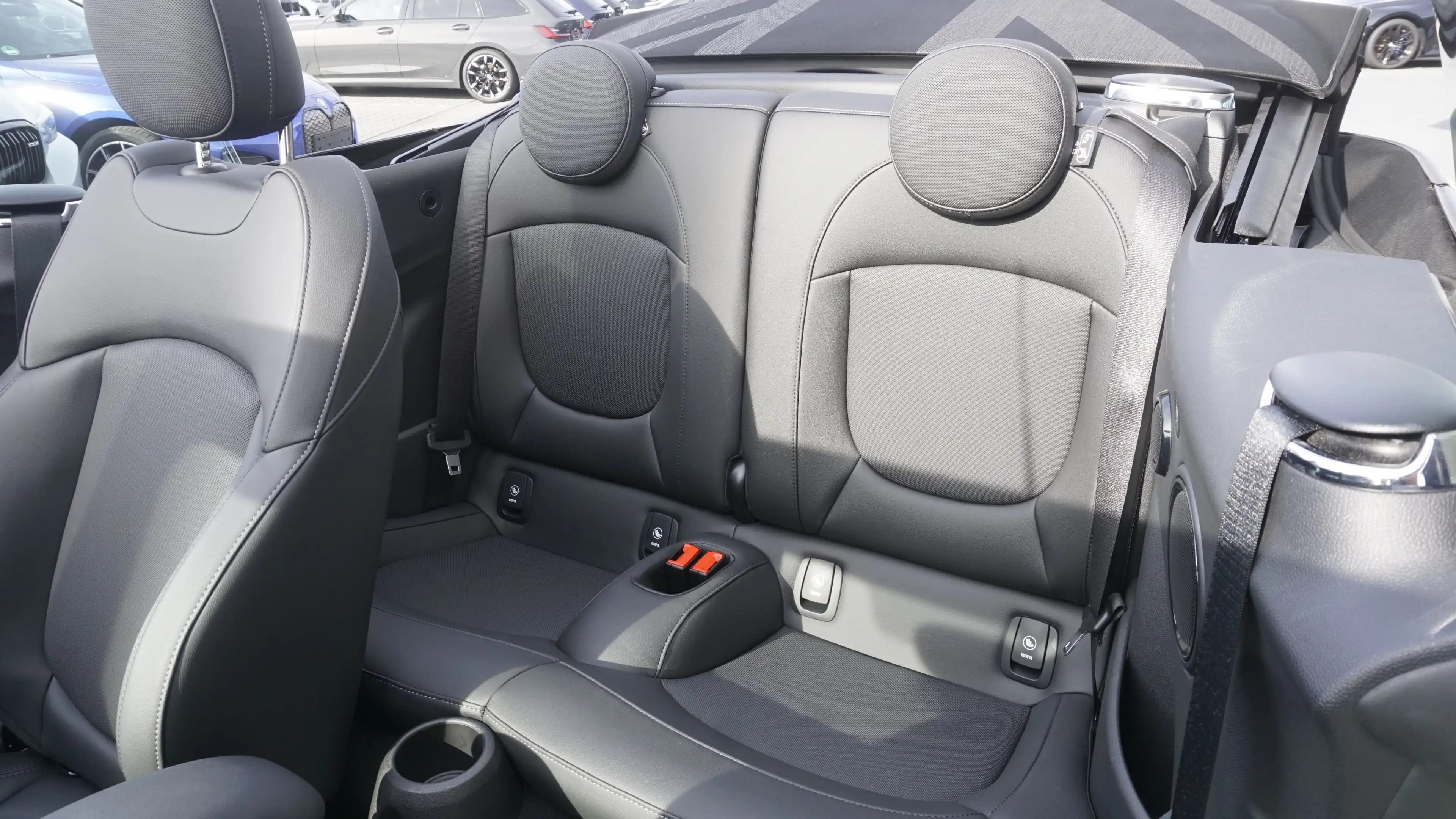 MINI Cooper S Cabrio Cooper S Cabrio — photo 13