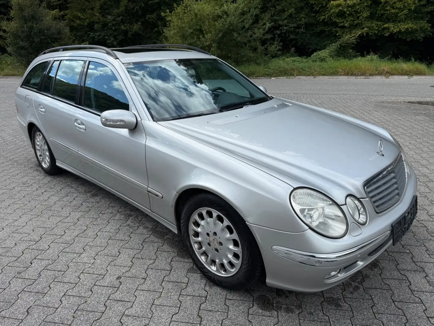 Mercedes-Benz E 270 E -Klasse T-Modell E 270 T CDI Plateado - 1