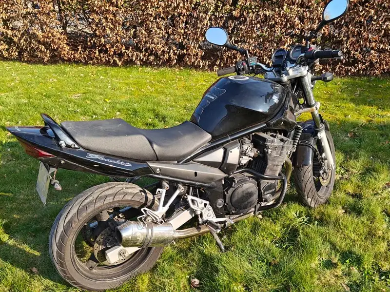 Suzuki Bandit 650 - foto 2