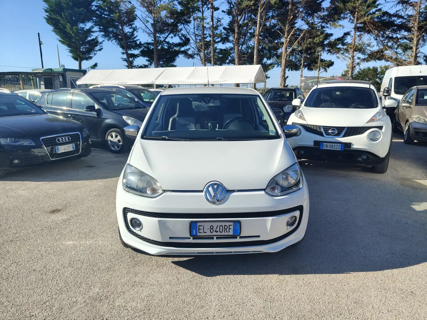 Volkswagen up! 3p 1.0 White Edition Blanco - 2