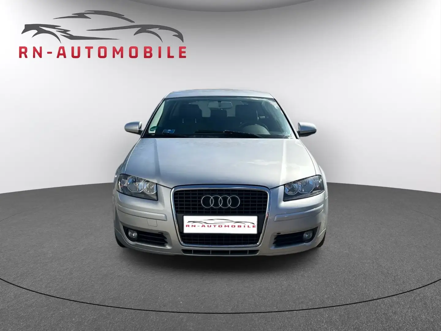 Audi A3 Sportback 1.9 TDI  Attraction/KLIMA/4.TÜREN Silber - 2