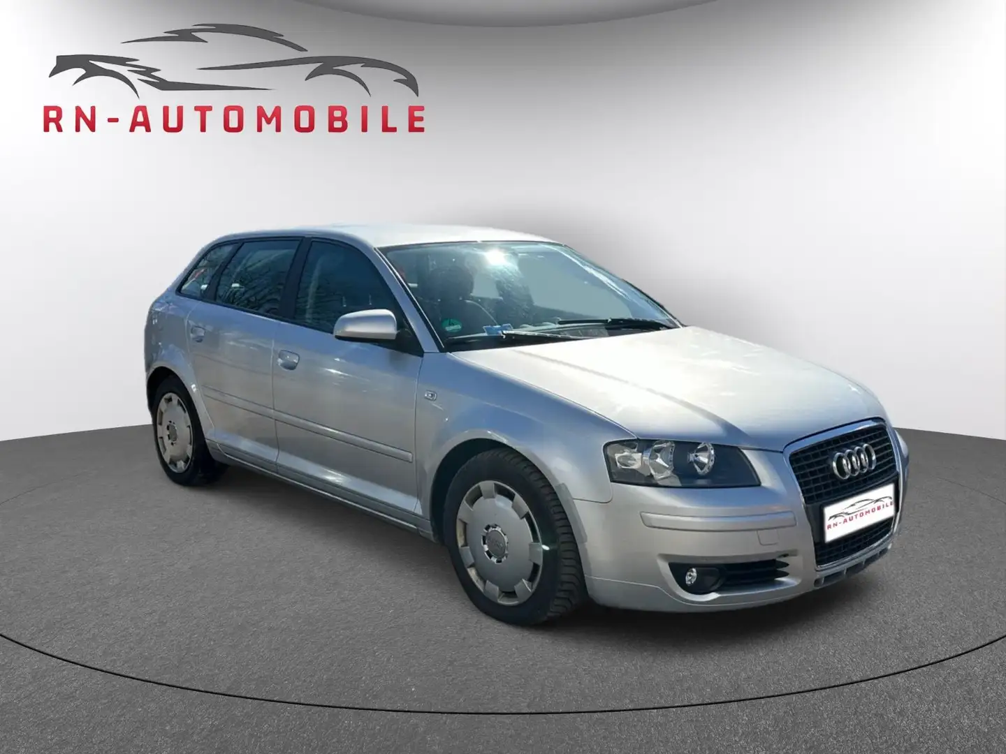 Audi A3 Sportback 1.9 TDI  Attraction/KLIMA/4.TÜREN Silber - 1