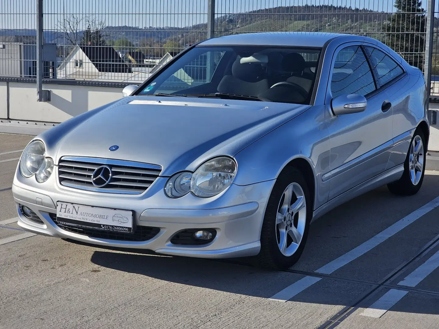 Mercedes-Benz C 180 C 180 Kompressor Automatik*Orig.73000KM*HU/AU NEU Grau - 1