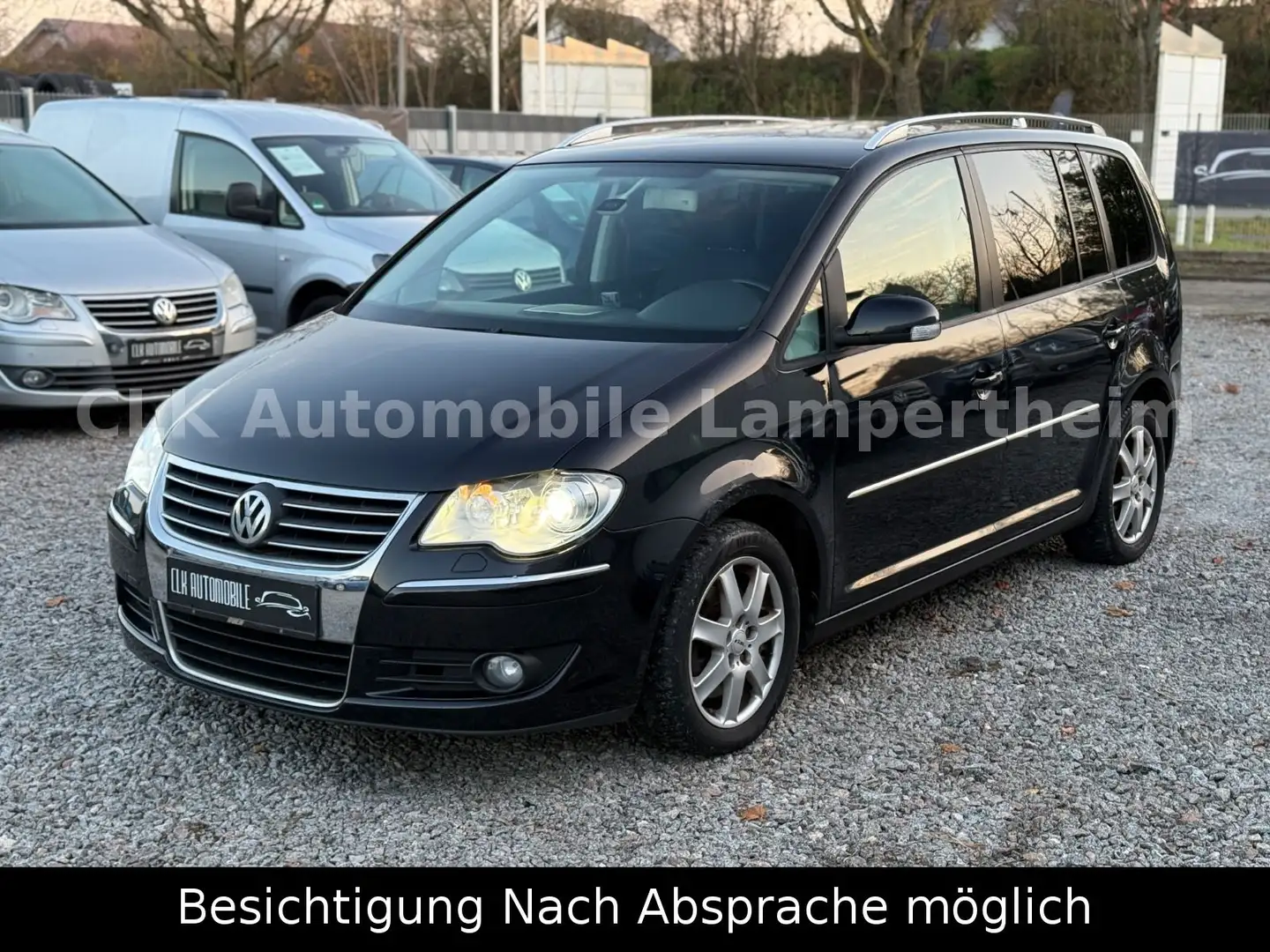 Volkswagen Touran 2.0 TDI Highline+KLIMAAUT+NAVI+XENON+170P Schwarz - 1