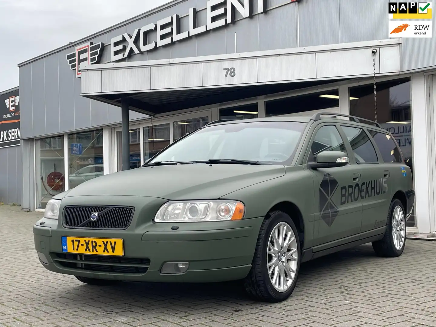 Volvo V70 2.4D Edition Sport - Navigatie Zwart - 1