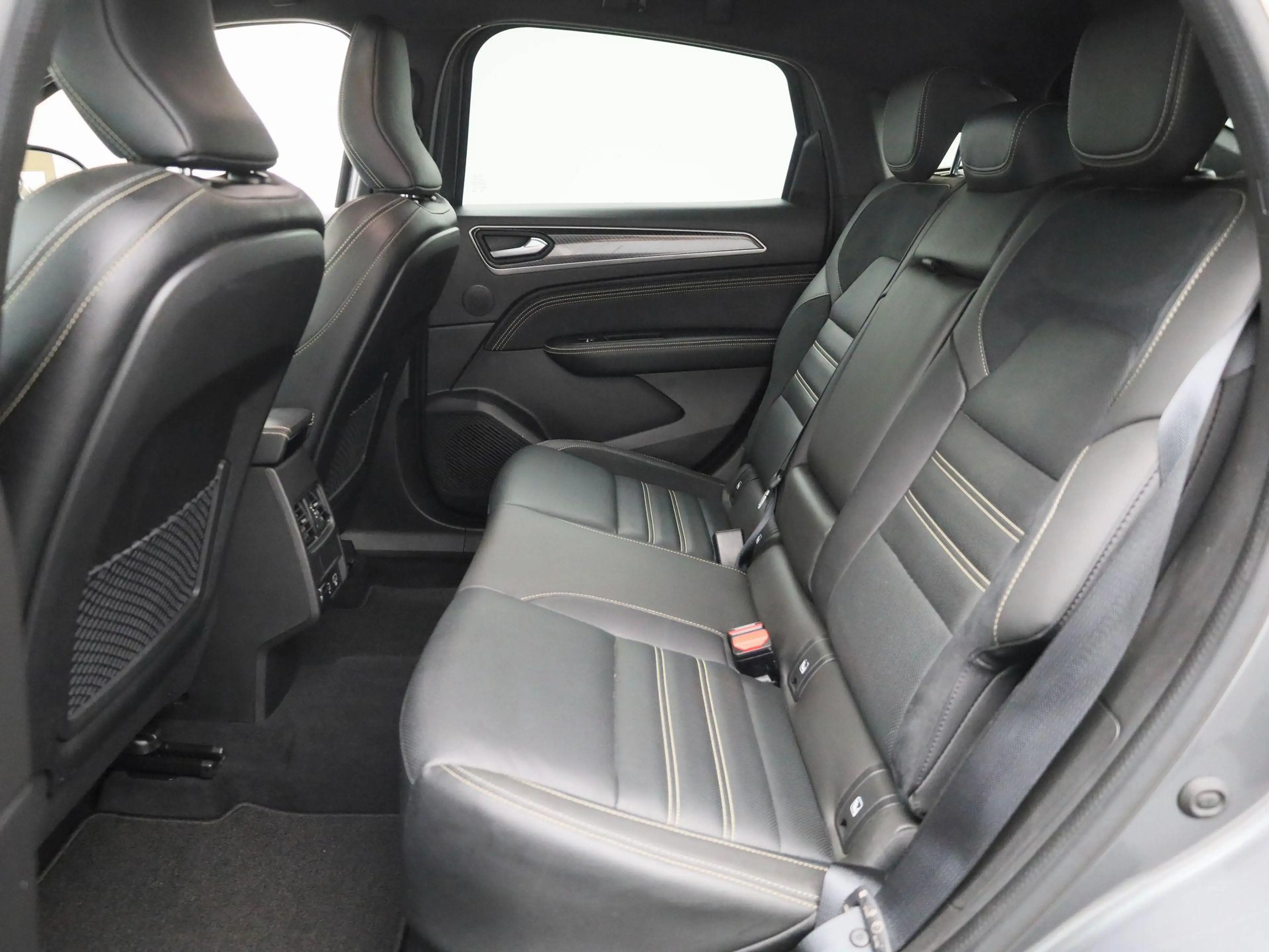 Renault Arkana 1.6 E-Tech hybrid 145 E-Tech engineered | BOSE Pre — photo 12