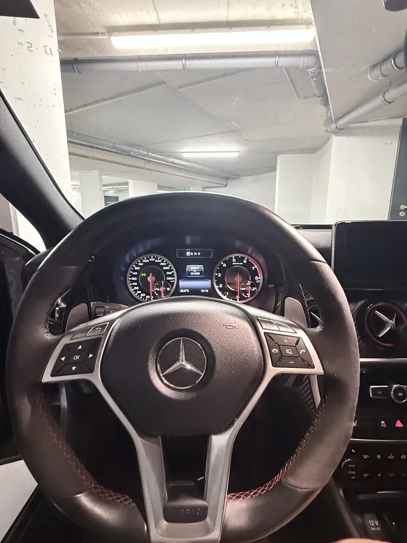 Mercedes-Benz A 45 AMG 4Matic Speedshift 7G-DCT - 2