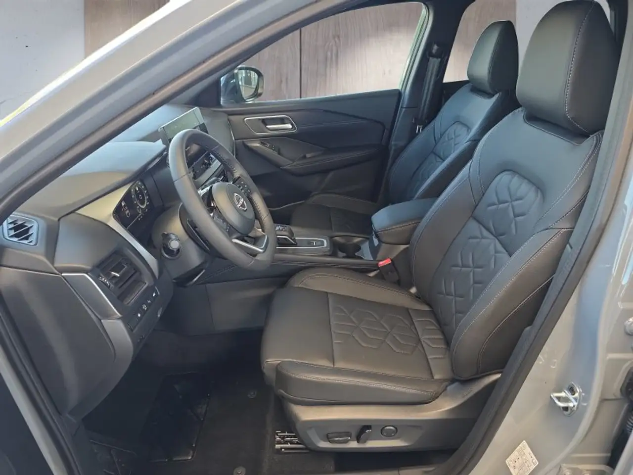 Nissan Qashqai Tekna 1,3 DIG-T 19*Alu/Pano/Leder/Head-Up **, миниатюра 10