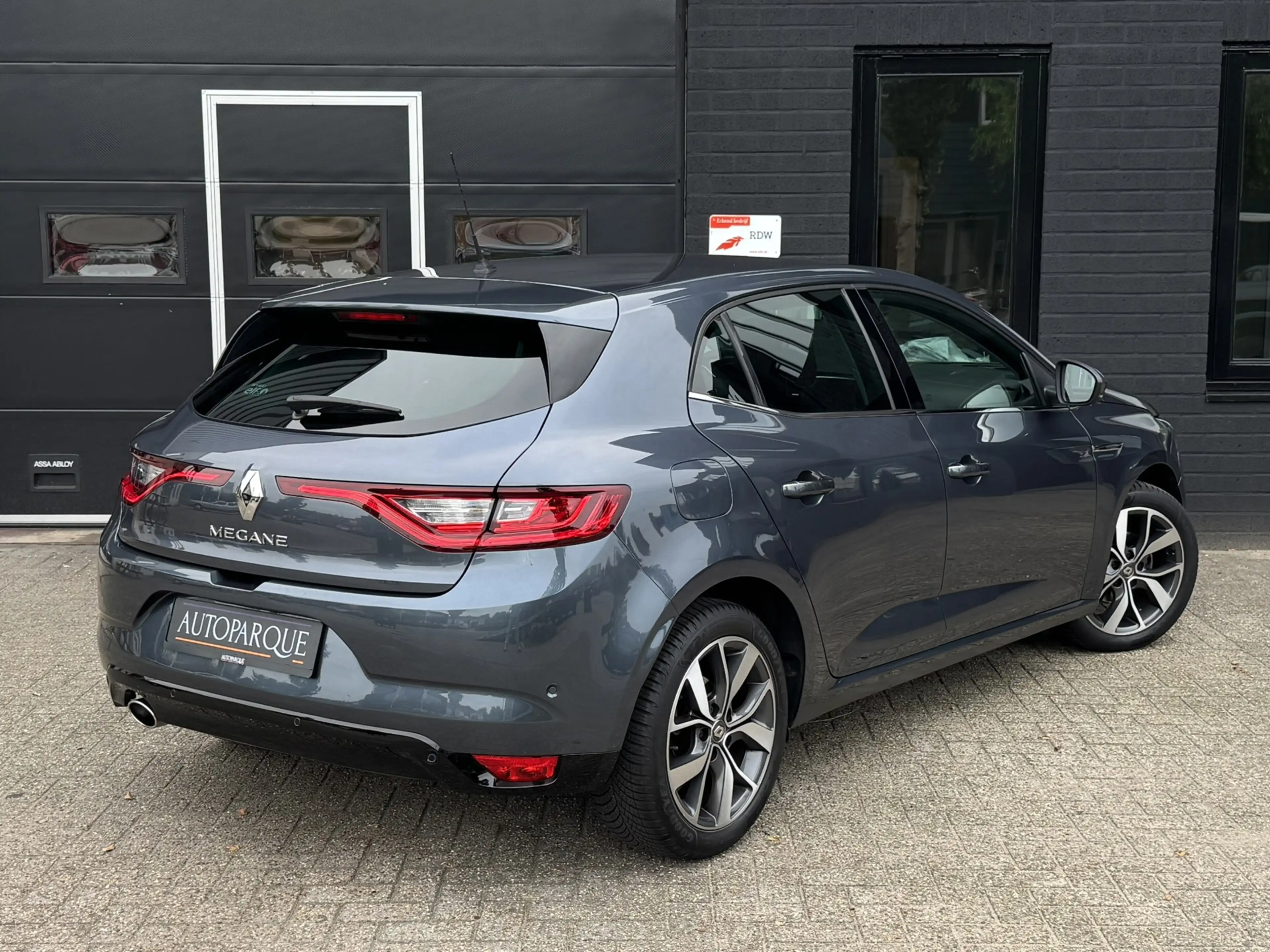 Renault Megane 1.2 TCe Bose - Veel opties - Compleet onderhouden — photo 3